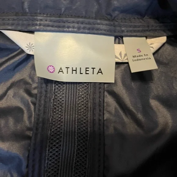 Athleta Hooded Zip Up Vest - Navy - S - Picture 5 of 10
